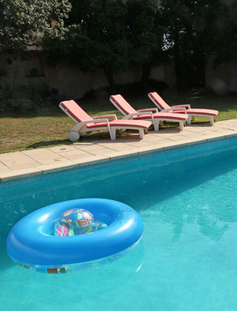 piscine et jardin de la Villa de Provence